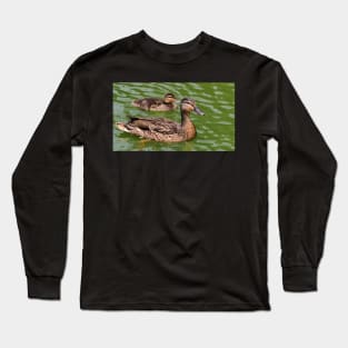 Mother Mallard Duck With Its Baby Long Sleeve T-Shirt